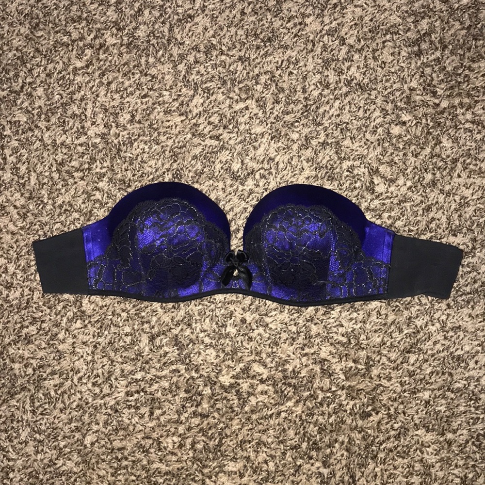 PINK Victoria’s Secret Strapless Bra